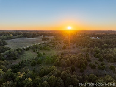 4 S 401 West Ave, Bristow, OK 74010 - photo 3