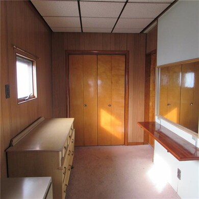 15 x 6 Room used a  Dressing room, built in Vanity