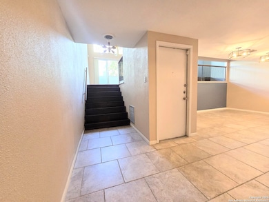 3103 Eisenhauer Rd unit J3, San Antonio, TX 78209 - photo 2