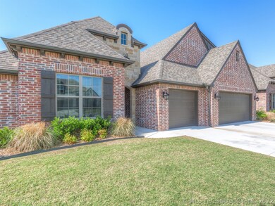 3 Car garage