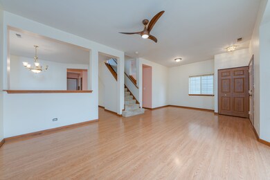 719 Hidden Creek Ln unit 196, North Aurora, IL 60542 - photo 6