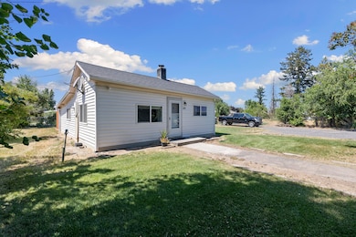 521 2nd Ave, Culver, OR 97734 - photo 2