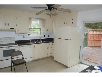 5607 Winterleaf Dr, North Chesterfield, VA 23234 - photo 7