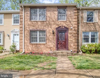 6826 Montivideo Square Ct, Falls Church, VA 22043 - photo 2