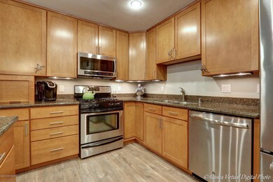 All appliances stay!