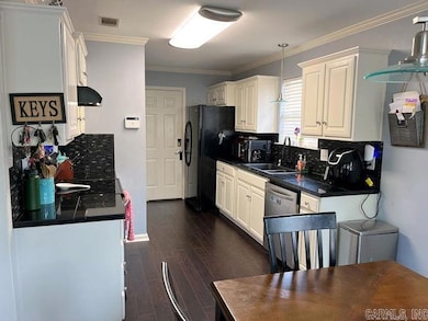 121 Plumdale Dr, Sherwood, AR 72120 - photo 6