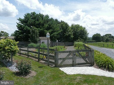 3330 Blenheim Rd, Phoenix, MD 21131 - photo 7