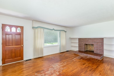 2201 Leestown Rd, Frankfort, KY 40601 - photo 2