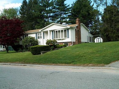 32 Roger Williams Dr, Greenville, RI 02828 - photo 3