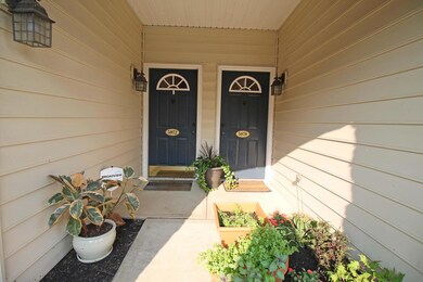 Covered entry area