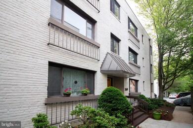 3819 Davis Place NW unit 3, Washington, DC 20007 - photo 2