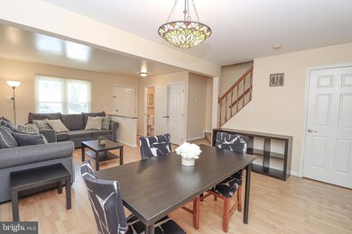 1138 Kelfield Dr, Halethorpe, MD 21227 - photo 3