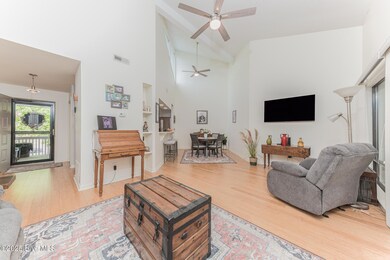 732 Azalea Dr unit 406, Hampstead, NC 28443 - photo 4