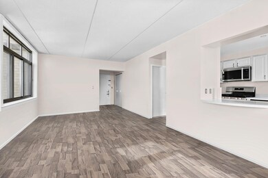 The Sutton unit 1008, New York, NY 10039 - photo 4