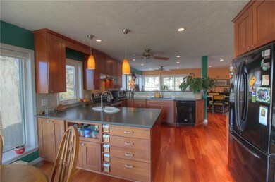 Gorgeous new cherry kitchen with all amenities!