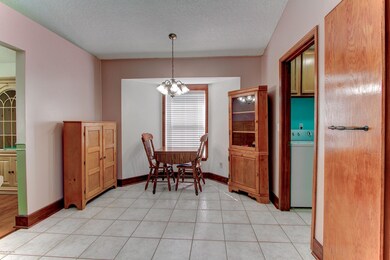 5035 Acre Estates Dr W, Jacksonville, FL 32210 - photo 6