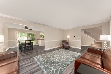 311 Ridgefield Ln, Naperville, IL 60565 - photo 7