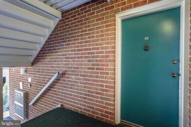 11800 Breton Ct unit 11B, Reston, VA 20191 - photo 4