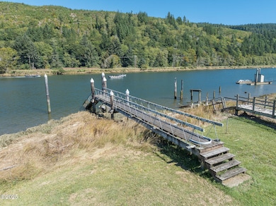 4605 E Alsea Hwy, Waldport