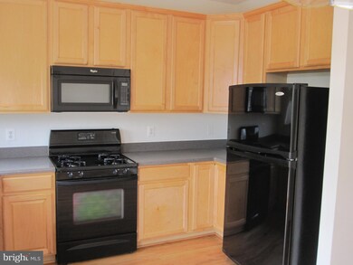 8129 Mississippi Rd, Laurel, MD 20724 - photo 7