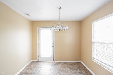 310 Longbow St, Sheridan, IN 46069 - photo 5