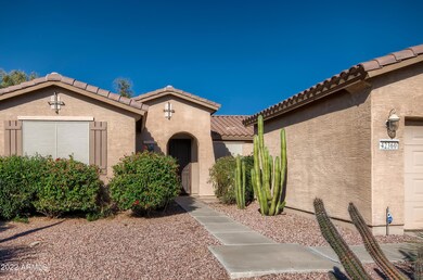 6-630230298-06 Exterior Front Entry