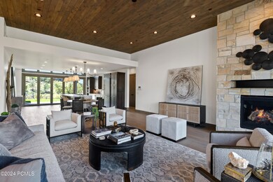 364nRedLedges-05
