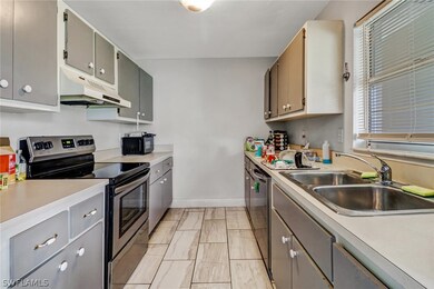 4413 SW 8th Place unit 1-2, Cape Coral, FL 33914 - photo 3