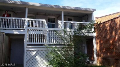 137 N Indian Aly unit 4, Winchester, VA 22601 - photo 4