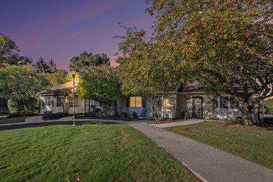 4178 Eastcastle Ct SE unit 3, Grand Rapids, MI 49508 - photo 3