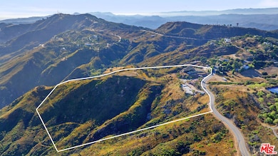 23000 Saddle Peak Rd, Topanga, CA 90290 - photo 3