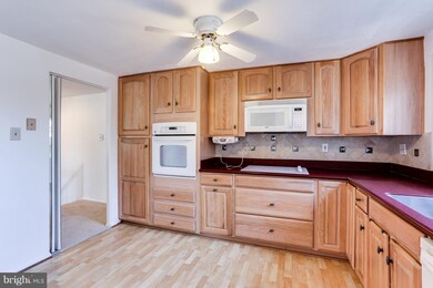 5129 W Running Brook Rd, Columbia, MD 21044 - photo 6