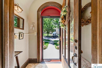 312 E Liberty St, Mankato, MN 56001 - photo 4