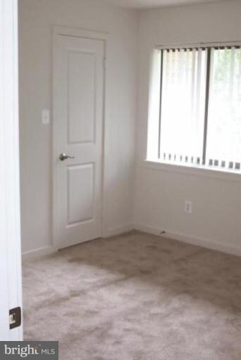 3727 Madison Ln unit A, Falls Church, VA 22041 - photo 5