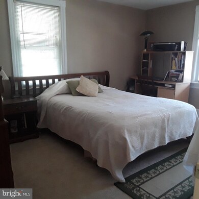 392 Dupont Ave, Paulsboro, NJ 08066 - photo 6