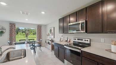 35725 Durand Ct, Zephyrhills, FL 33541 - photo 6