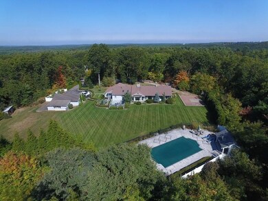 35 Comstock Dr, Wrentham, MA 02093 - photo 2