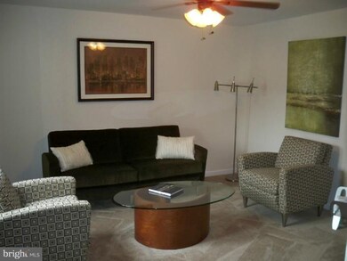 11514 Laurelwalk Dr, Laurel, MD 20708 - photo 2