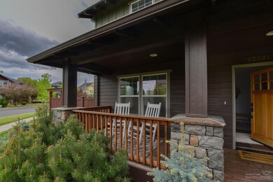 62681 Larkview Rd, Bend, OR 97701 - photo 2