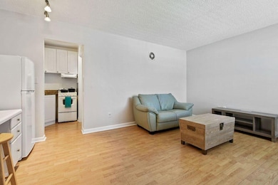 333 SE Martin Ave unit 2-1, Stuart, FL 34996 - photo 5