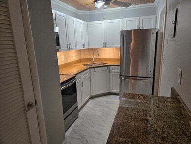 669 W Oakland Park Blvd unit 104B, Wilton Manors, FL 33311 - photo 4