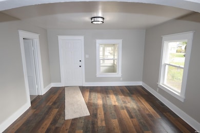 1221 Columbian Ave, Elkhart, IN 46514 - photo 3