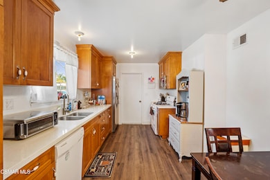 1858 Sutter Ave MLS-5