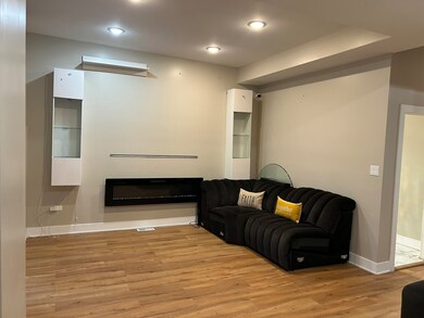 8228 S Clyde Ave, Chicago, IL 60617 - photo 2