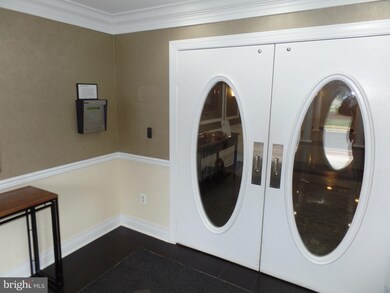 7871 Rolling Woods Ct unit 1PH4, Springfield, VA 22152 - photo 6