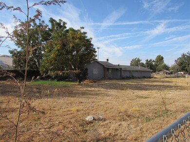27417 Avenue 146, Porterville, CA 93257 - photo 2