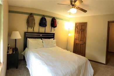 329 Oakhill St, Lansing, KS 66043 - photo 7