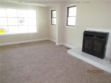 Living Room w NEW carpet