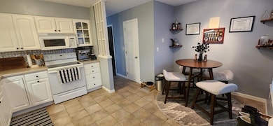 3217 Cherry Ln N, Fargo, ND 58102 - photo 4