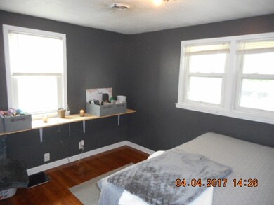 1712 N Buckles St, Muncie, IN 47303 - photo 6